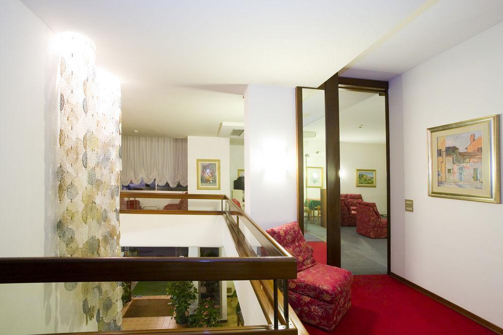 Hotel Metropol Caorle Dış mekan fotoğraf