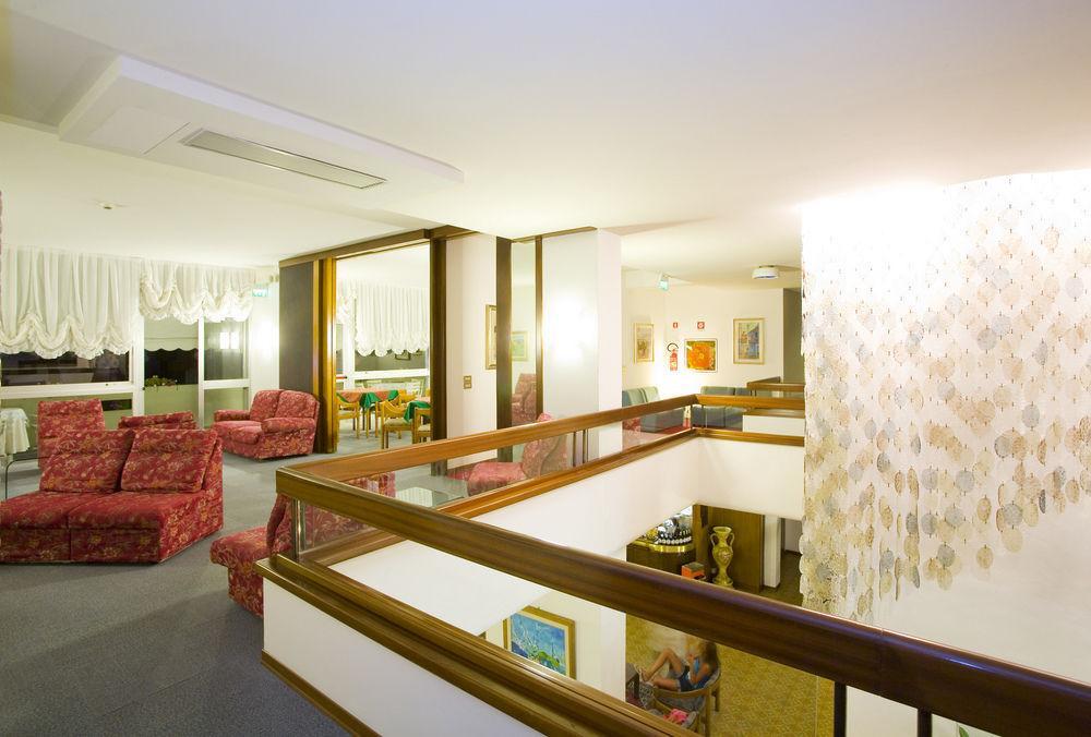 Hotel Metropol Caorle Dış mekan fotoğraf