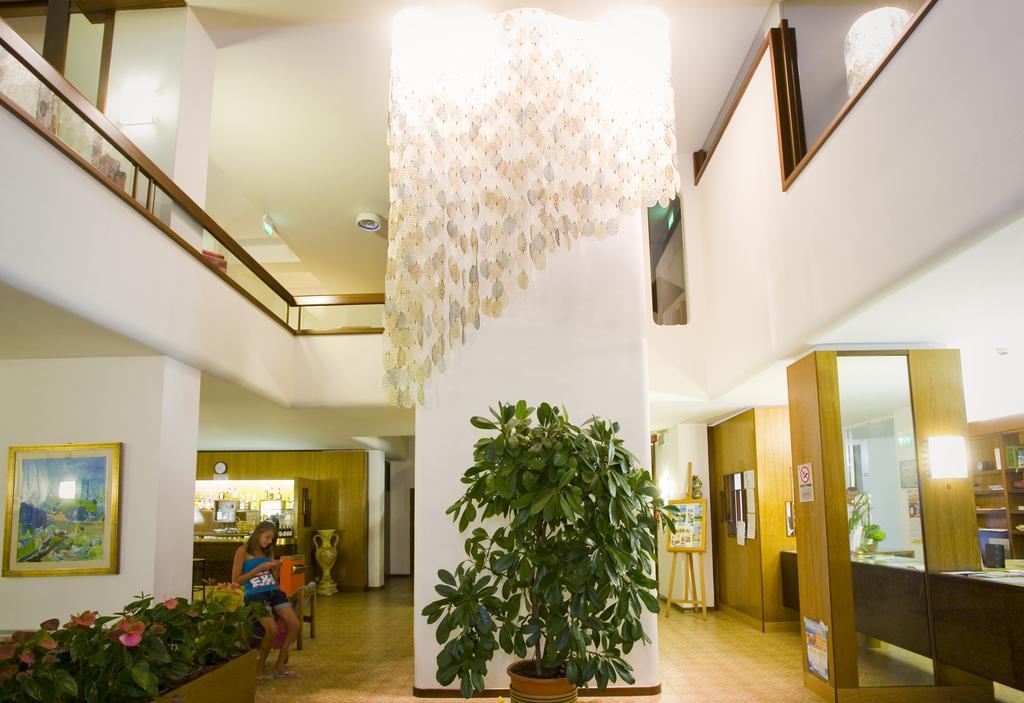 Hotel Metropol Caorle Dış mekan fotoğraf