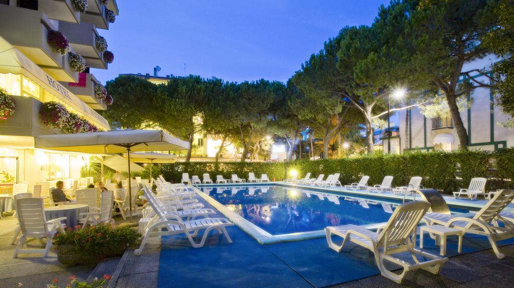 Hotel Metropol Caorle Dış mekan fotoğraf